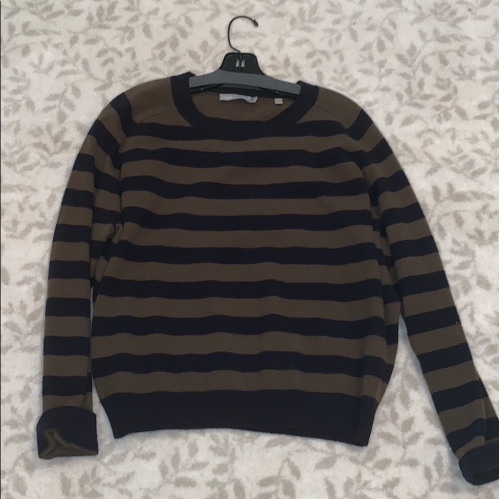 VINCE sweater